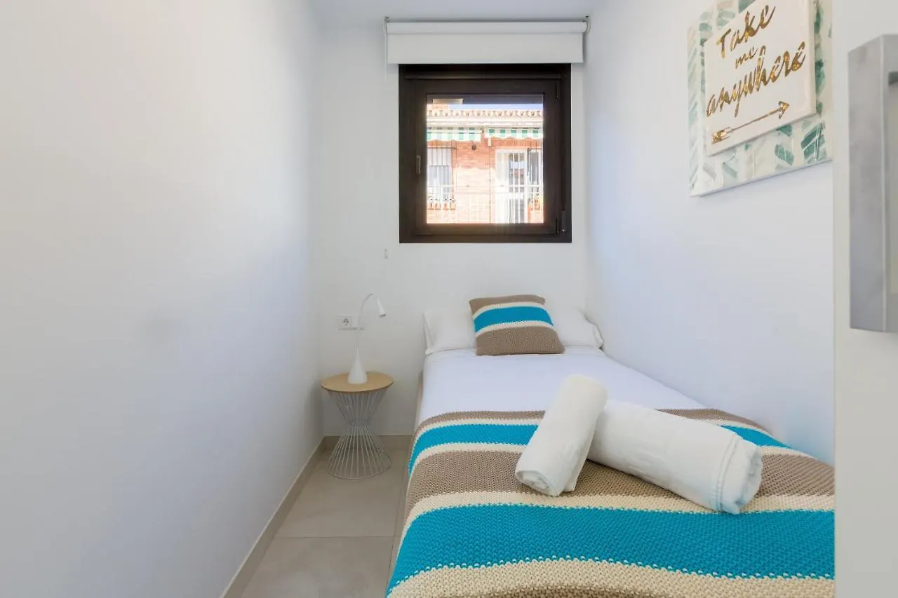 Renthas Calabeach Apartment Rincón de la Victoria España